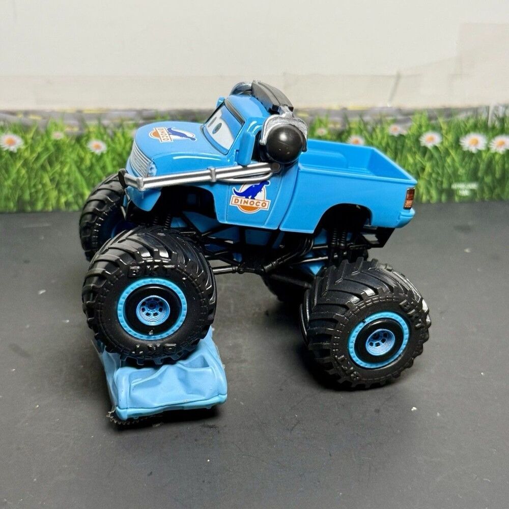 Disney Pixar Cars Custom Monster Truck Roger Wheeler Monster Jam 1:64 Crew Chief